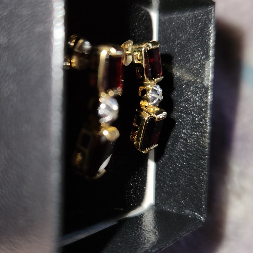 Earings